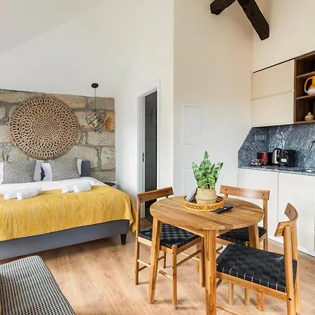 Guestready - Caldeireiros Studios Porto