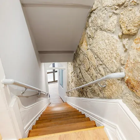Guestready - Caldeireiros Studios * Porto